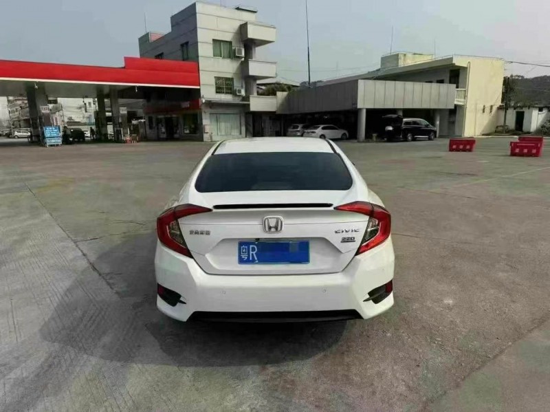 广州19年本田思域4