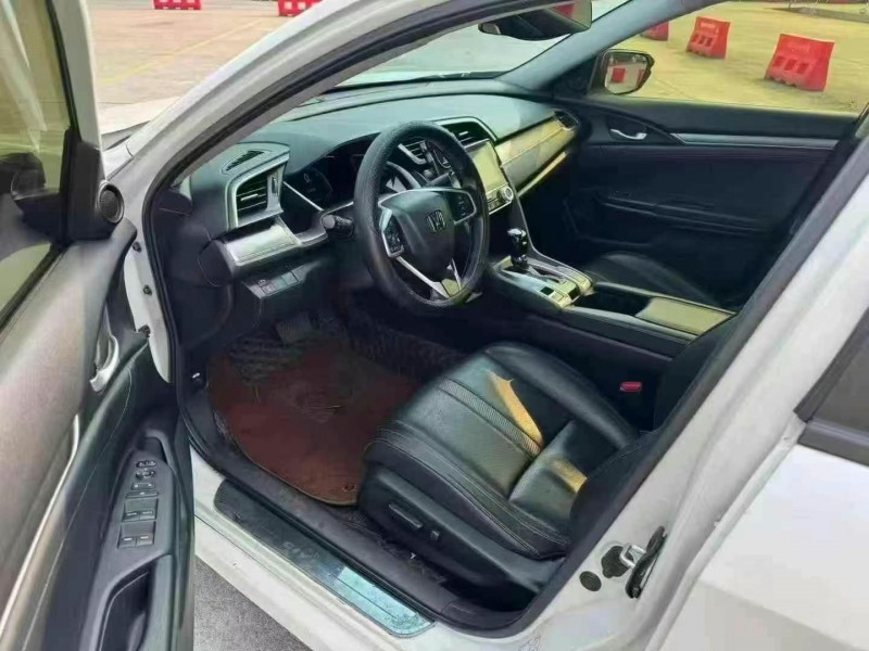 广州19年本田思域9