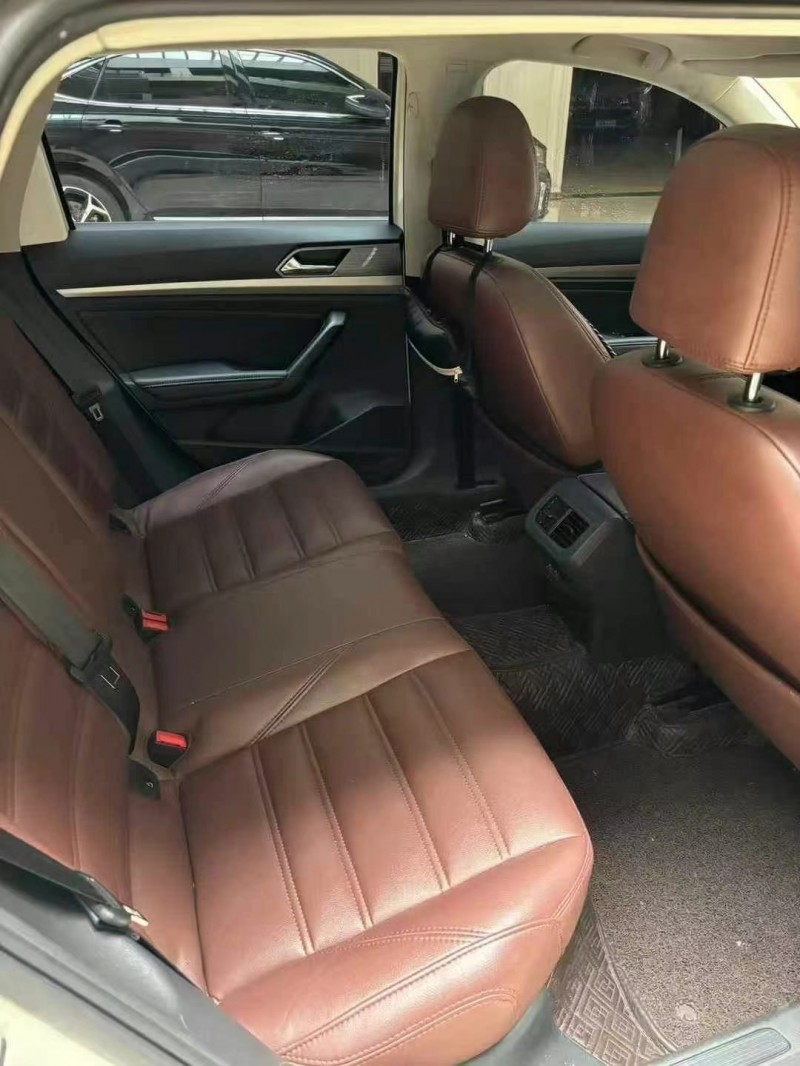 铜陵19年大众朗逸6