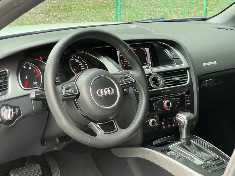 东莞15年奥迪A55