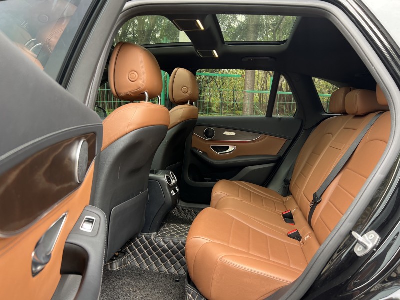 东莞20年奔驰GLC5