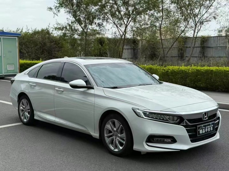 东莞21年本田雅阁2