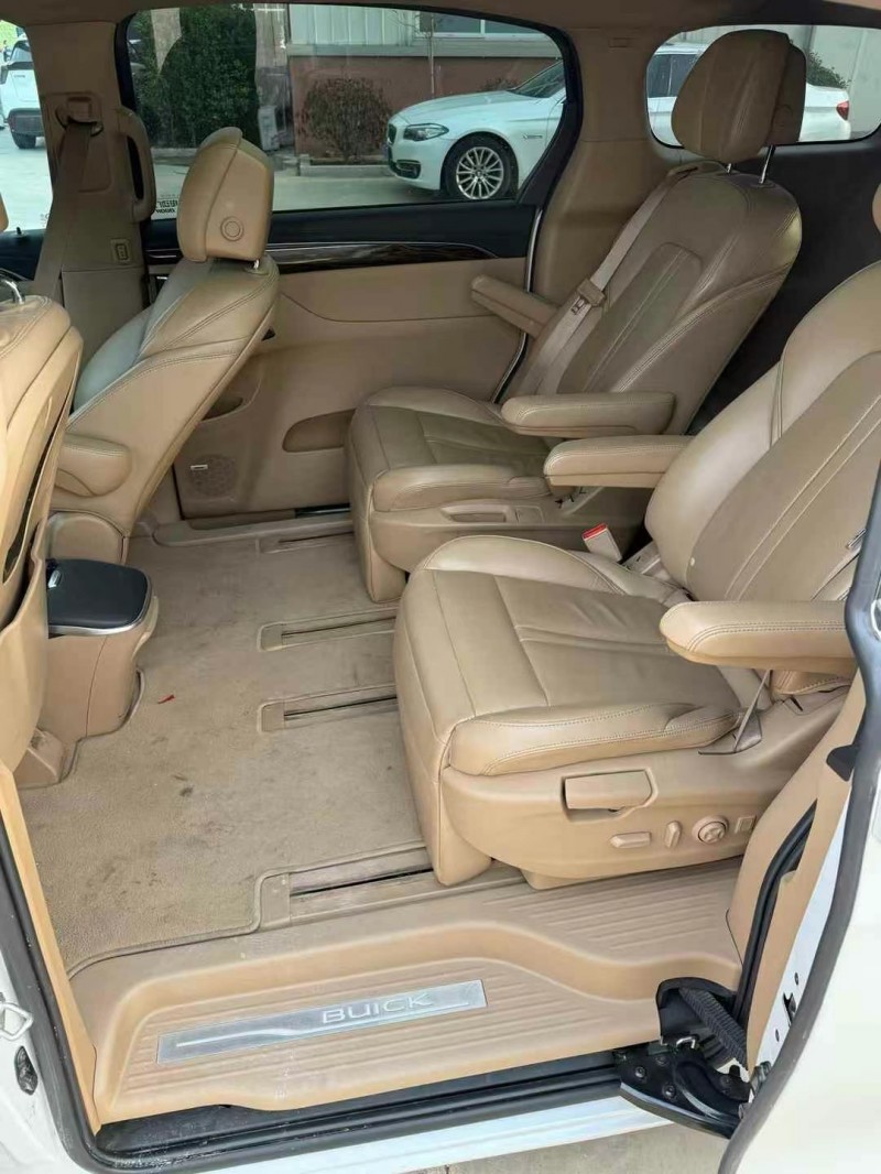 徐州17年别克GL87