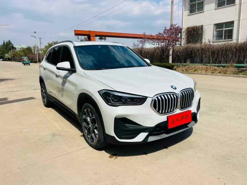 东营21年宝马X12