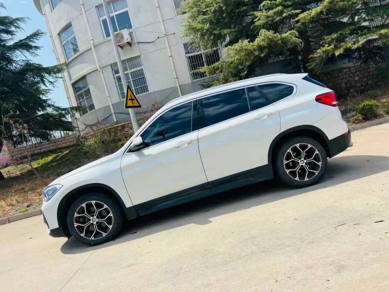 东营21年宝马X17