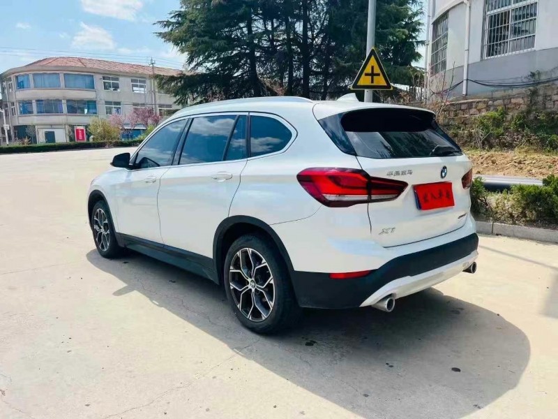 东营21年宝马X18
