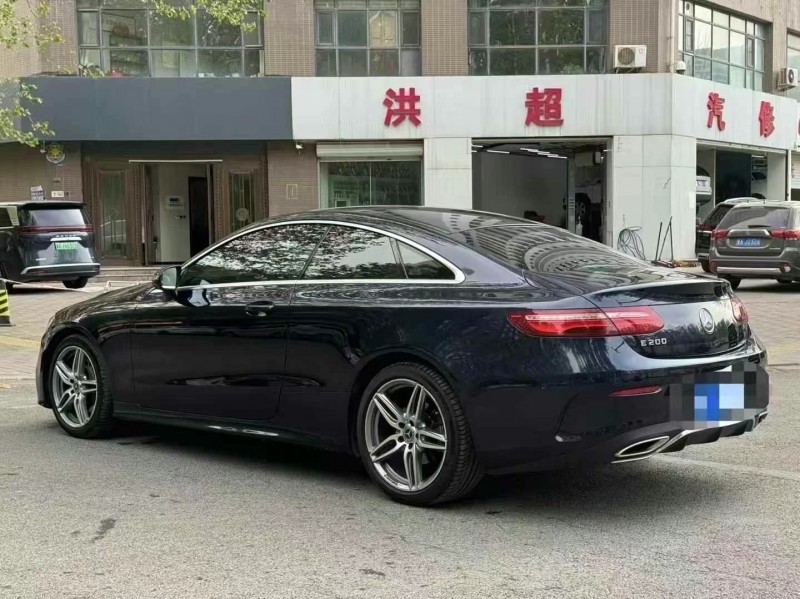 張家口17年奔馳E8