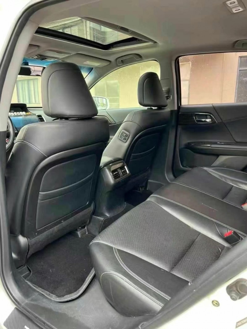 广州14年本田雅阁4