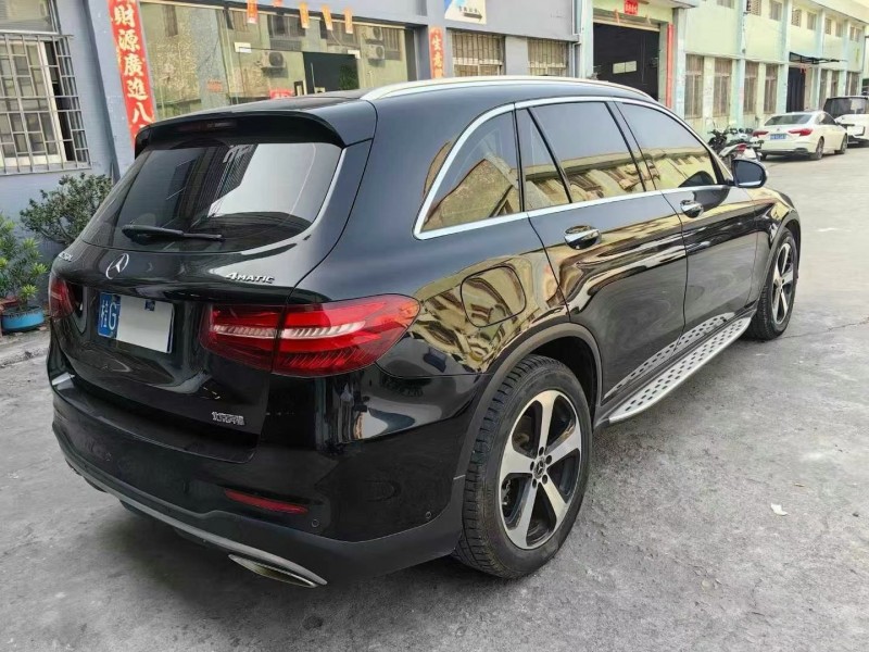 广州19年奔驰GLC7