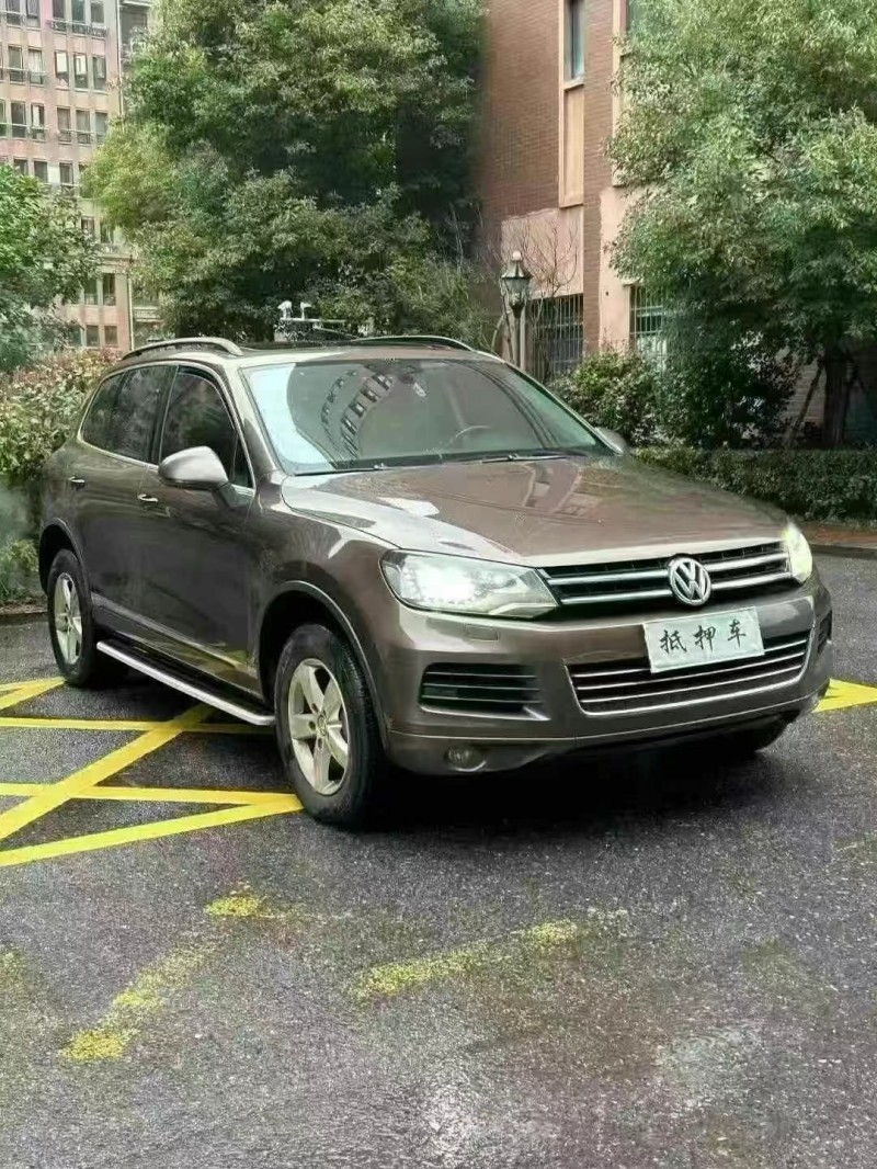 广州13年大众途锐2