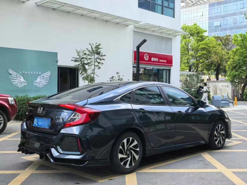 广州18年本田思域7