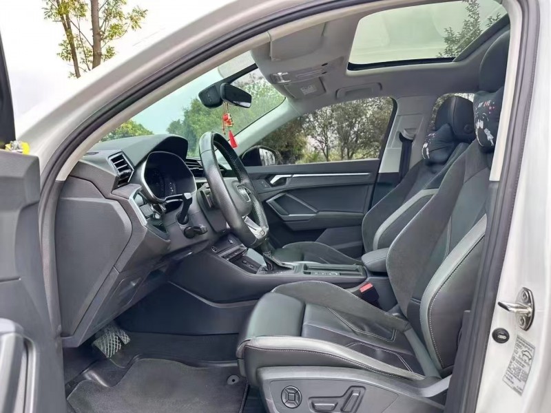 广州22年奥迪Q33