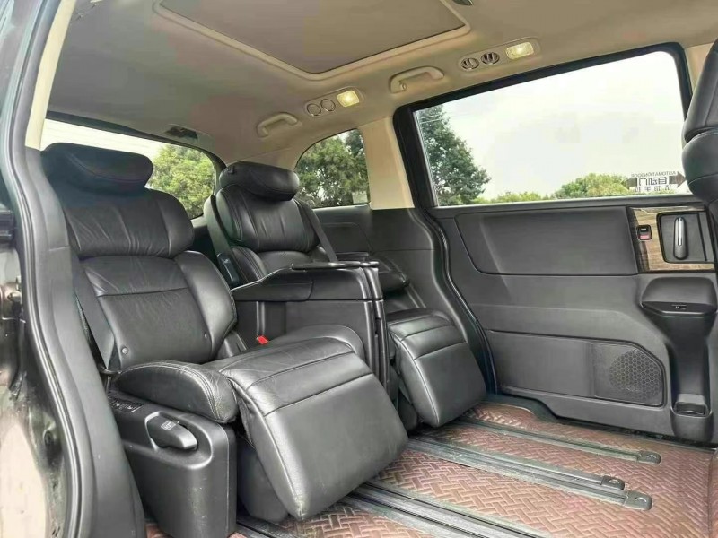 广州17年本田艾力绅8