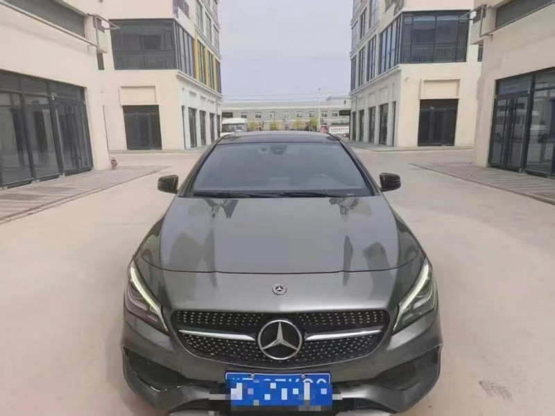 广州18年奔驰CLA1