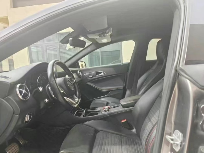 广州18年奔驰CLA6