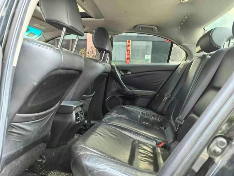 广州12年本田思铂睿5