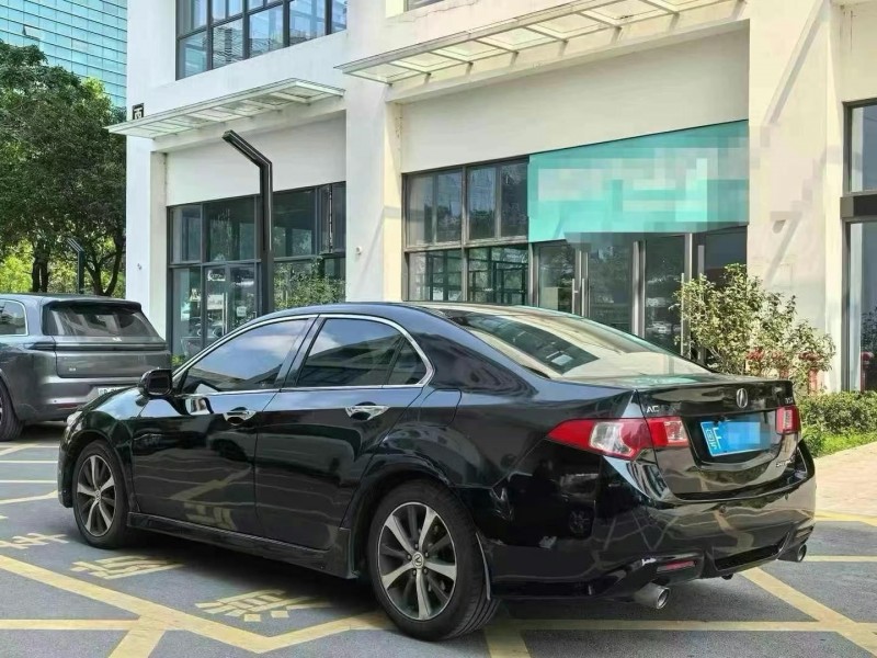 广州12年本田思铂睿8