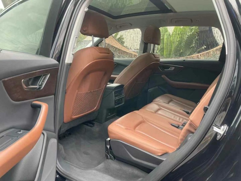 广州21年奥迪Q75