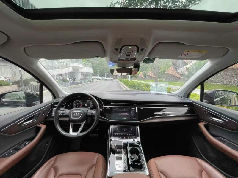 广州21年奥迪Q77