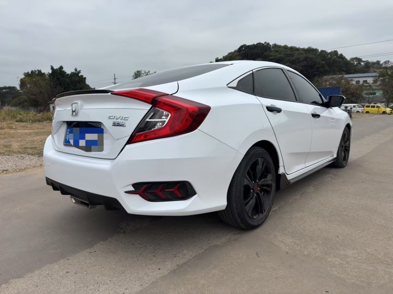 广州21年本田思域4