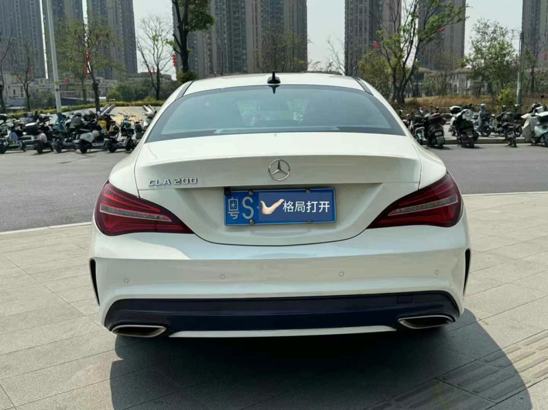 东莞17年奔驰CLA9