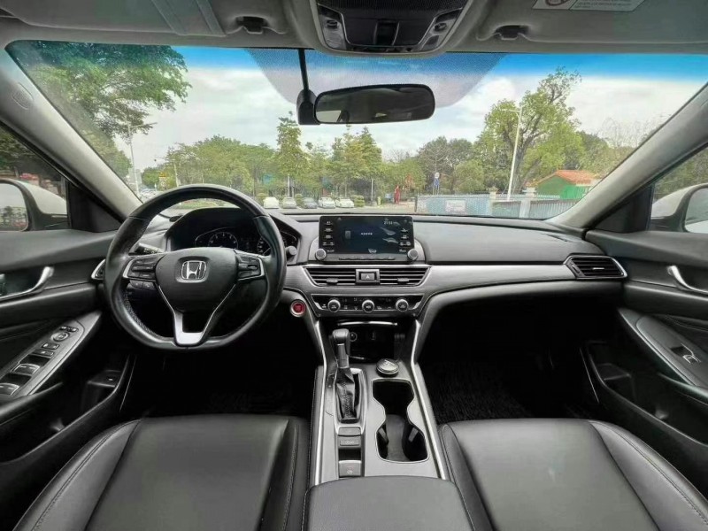 广州21年本田雅阁4