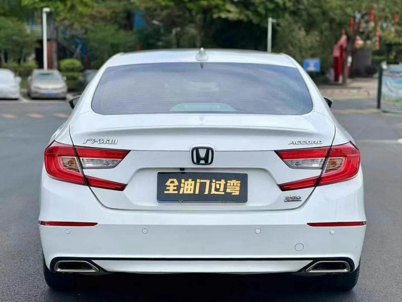 广州21年本田雅阁9