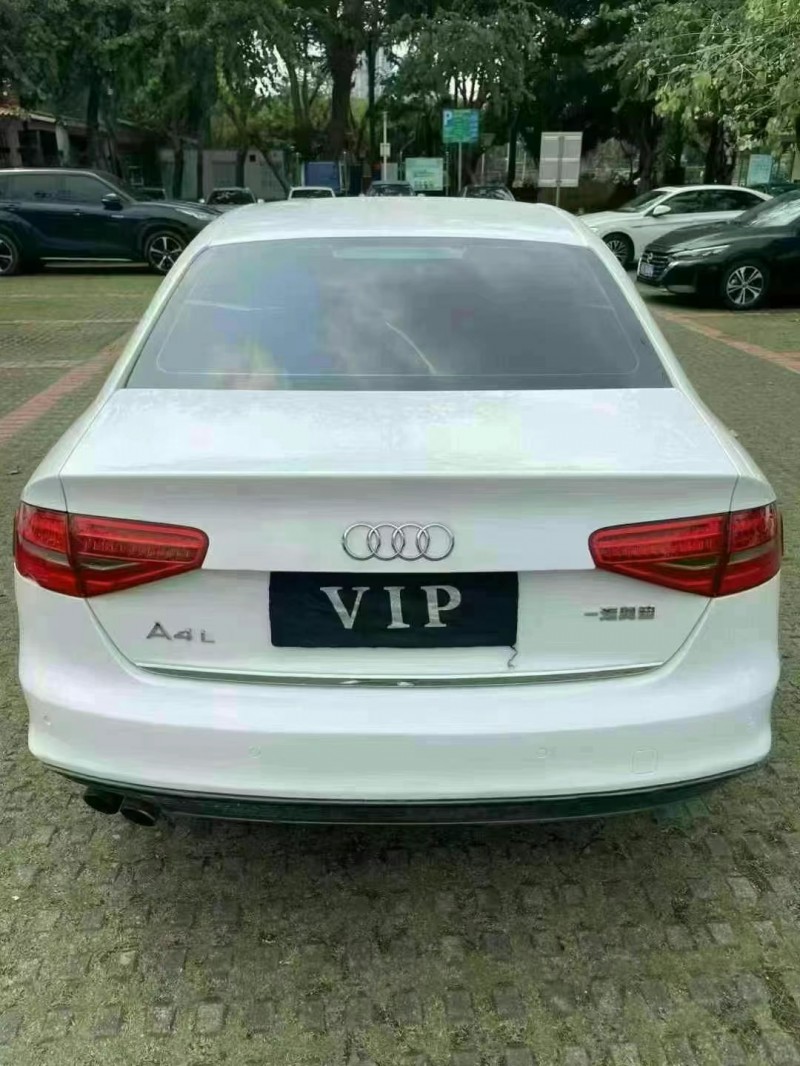 东莞16年奥迪A4L5