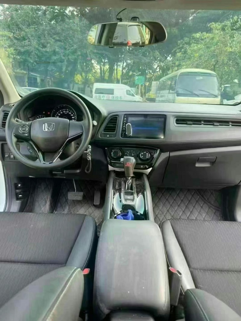 东莞20年本田缤智7
