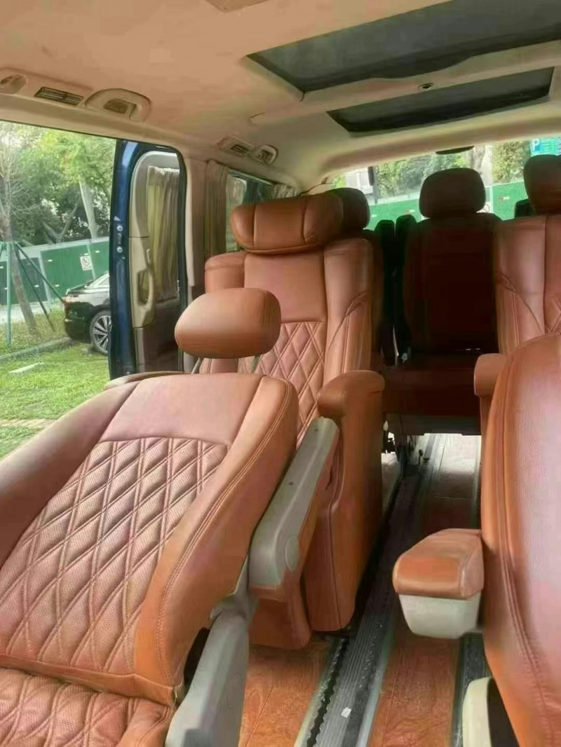 东莞10年奔驰唯雅诺6