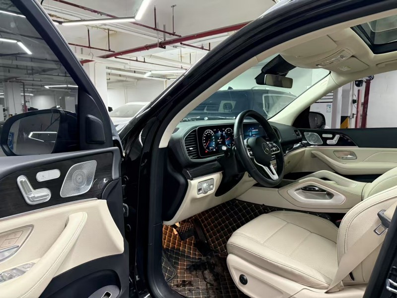 广州23年奔驰GLE5