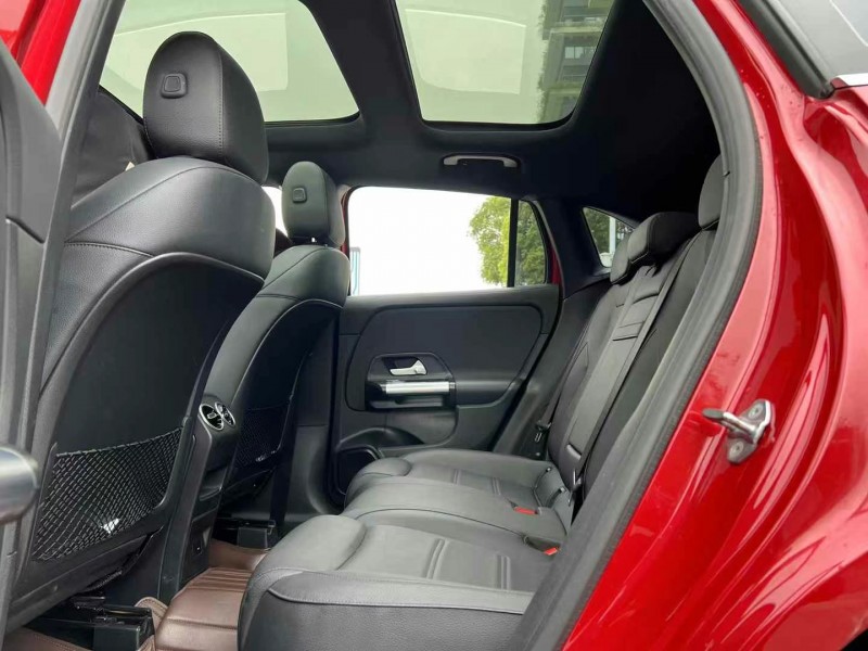 东莞22年奔驰GLA5