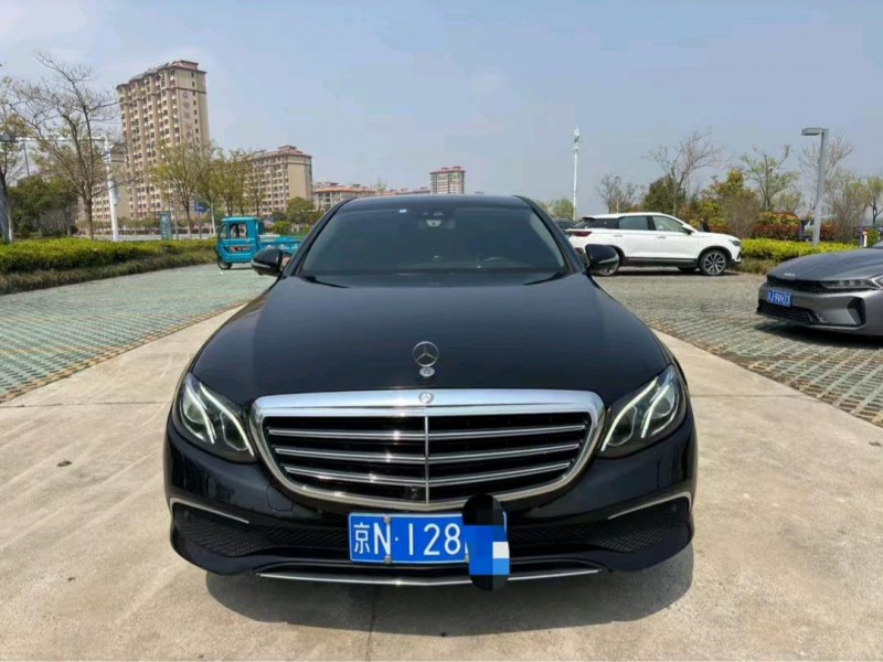 徐州17年奔驰E1