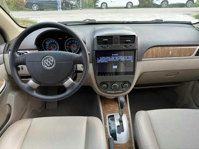 徐州17年别克凯越4