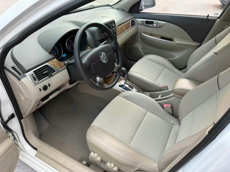 徐州17年别克凯越6