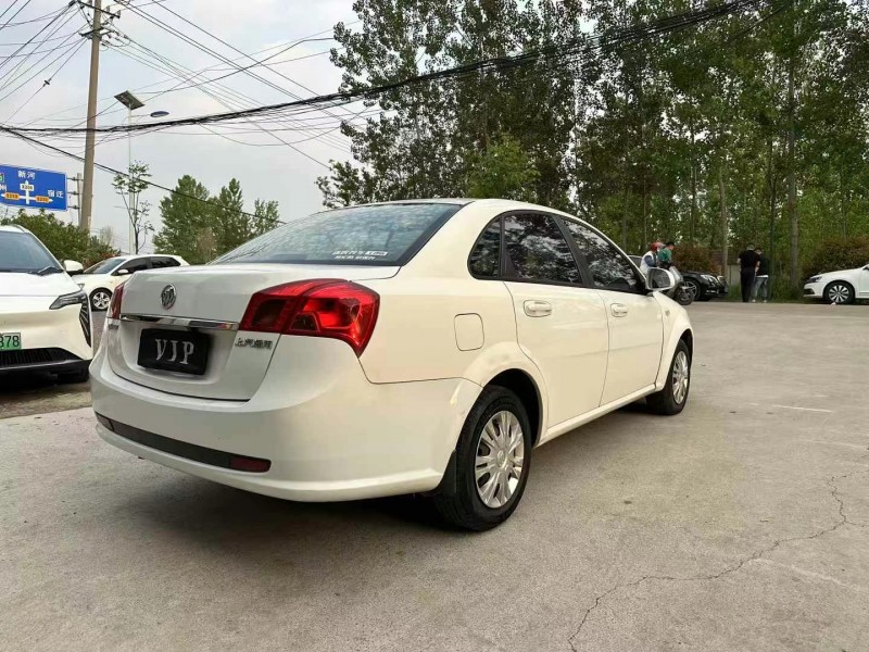 徐州17年别克凯越7