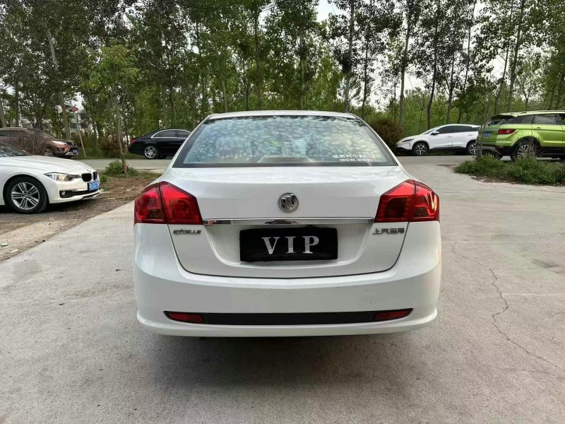 徐州17年别克凯越9