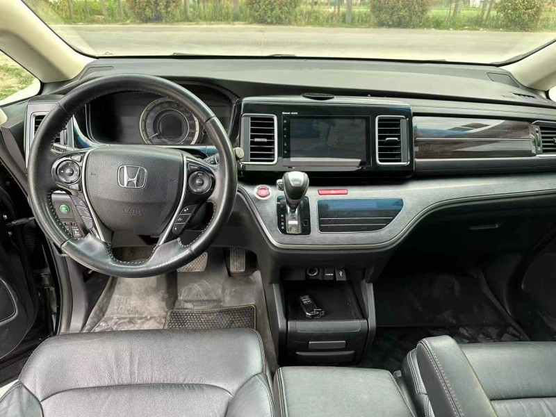 徐州17年本田艾力绅4