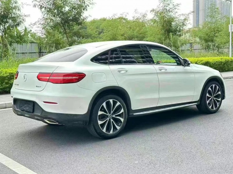 东莞19年奔驰GLC7