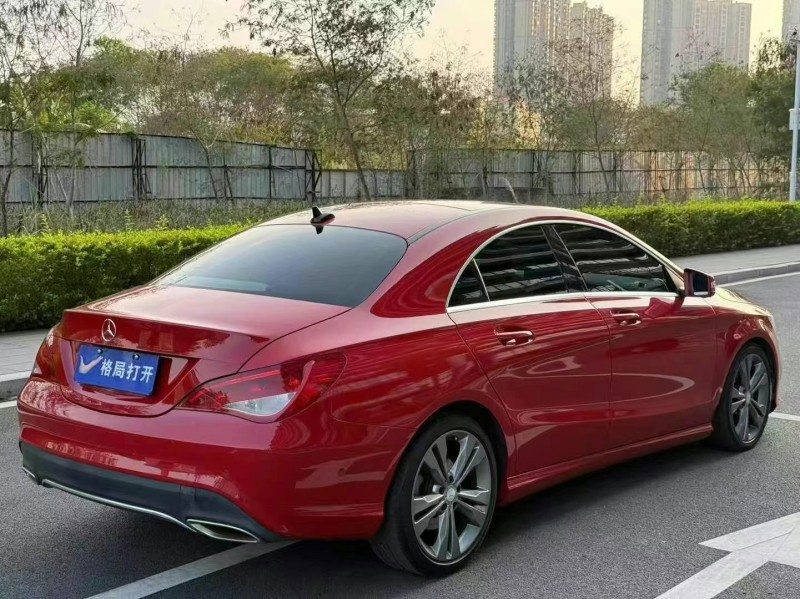 东莞17年奔驰CLA8