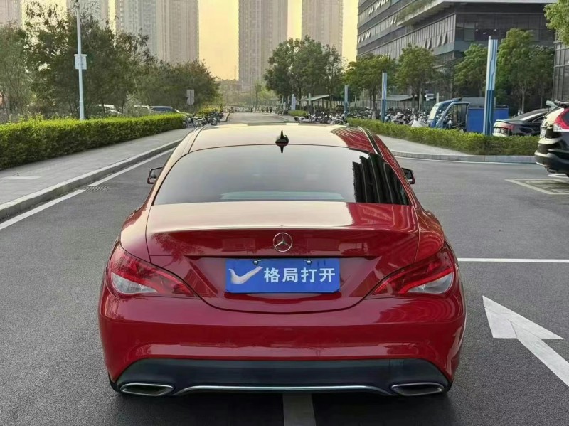 东莞17年奔驰CLA9