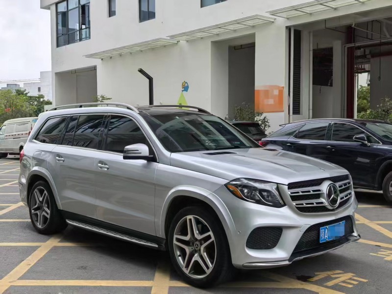 广州19年奔驰GLS3