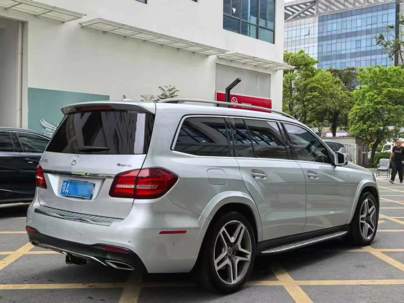 广州19年奔驰GLS7