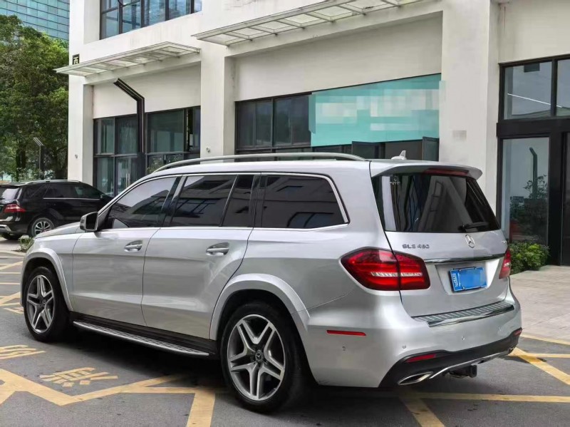 广州19年奔驰GLS8
