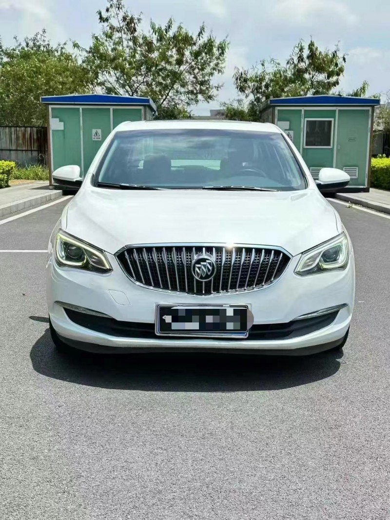 东莞18年别克英朗1