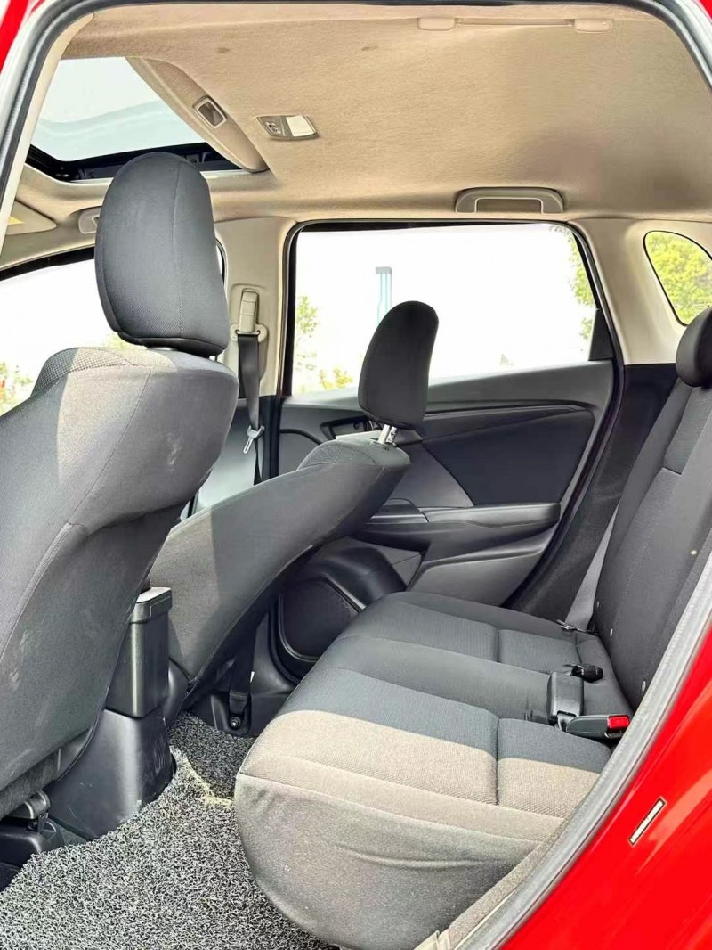 东莞18年本田飞度5