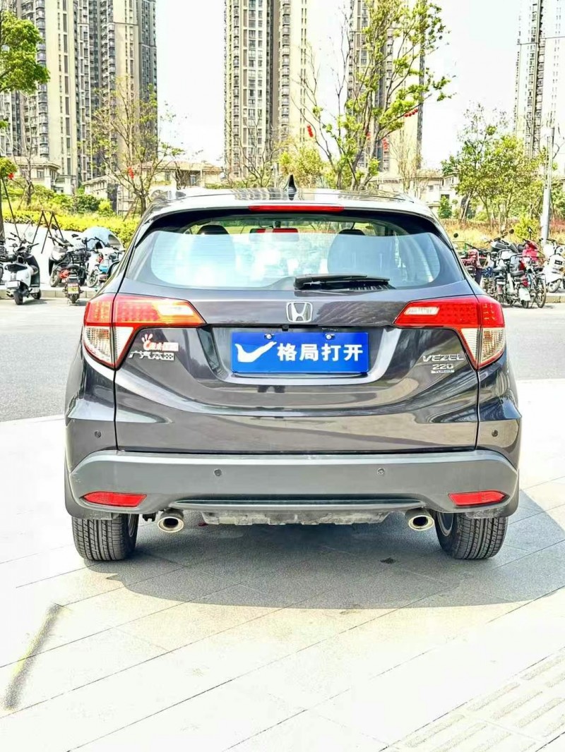 东莞22年本田缤智9