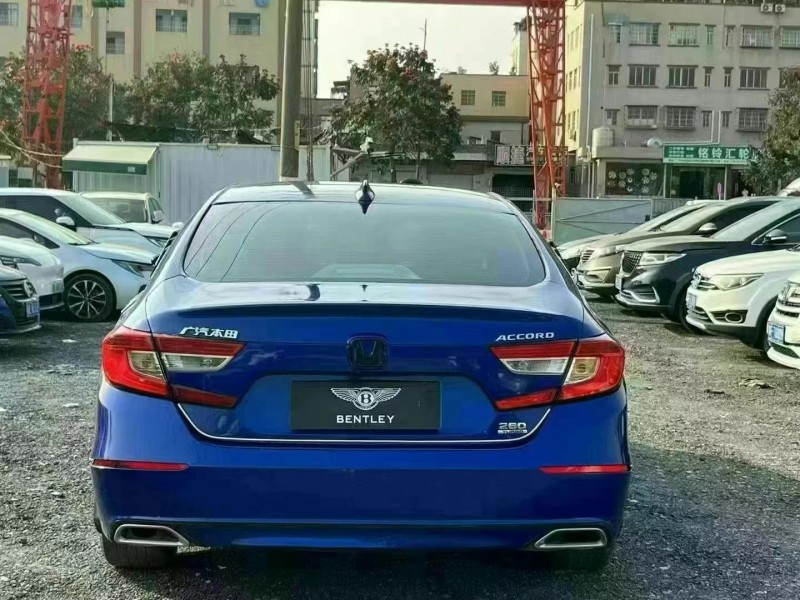 广州20年本田雅阁2