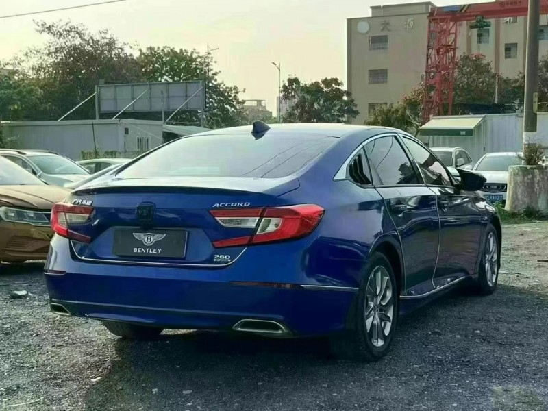 广州20年本田雅阁3