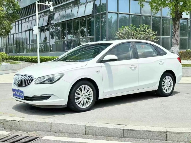 东莞18年别克英朗2